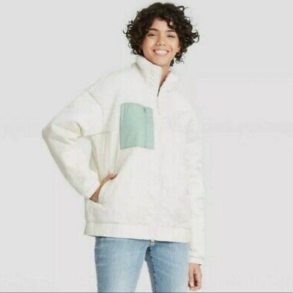 Universal Thread Cream Long Sleeve Sherpa Jacket Size Medium NWT - Picture 2 of 7